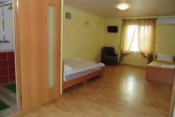 Гостевой дом «На таманской 10 (кухня в номерах)» Гостевой дом «На таманской 10 (кухня в номерах)»
