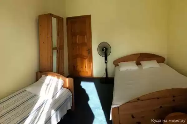 Гостевой дом «Molodezhnyyhouse» Гостевой дом «Molodezhnyyhouse»