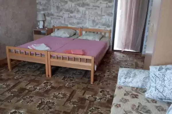 Частный сектор «Частный дом на Жемчужной» Частный сектор «Частный дом на Жемчужной»
