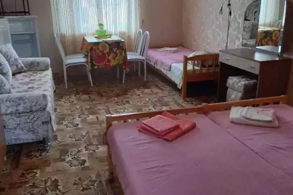 Частный сектор «Частный дом на Жемчужной» Частный сектор «Частный дом на Жемчужной»