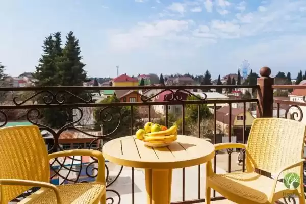 Отель «Лаура» Отель «Лаура»