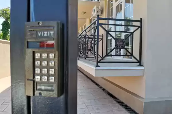 Квартира «На лазурной долине» Квартира «На лазурной долине»