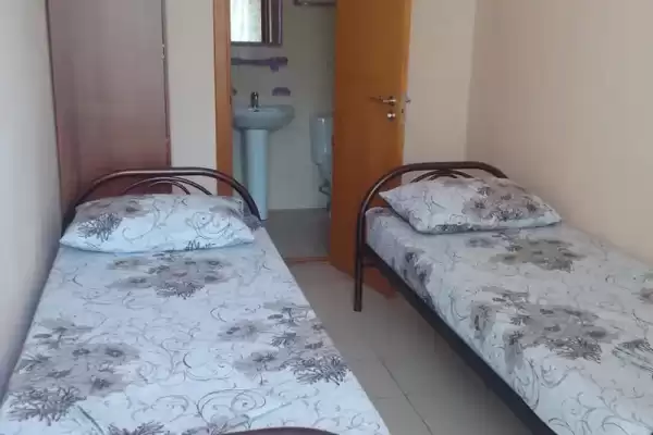 Гостевой дом, ул.Уютная, д.8 Гостевой дом, ул.Уютная, д.8