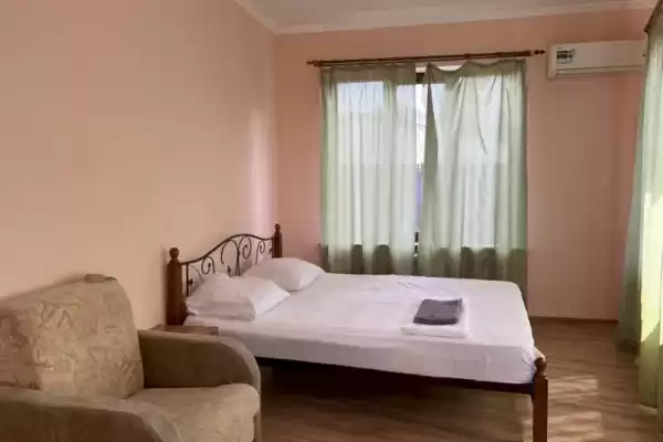 Гостевой дом, ул.Курзальная, д.13 Гостевой дом, ул.Курзальная, д.13