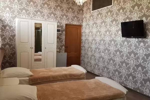 Гостевой дом, ул.Бубнова, д.18 Гостевой дом, ул.Бубнова, д.18