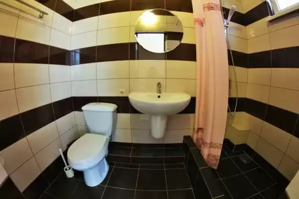 Гостевой дом, ул.Белинского, д.1 Гостевой дом, ул.Белинского, д.1