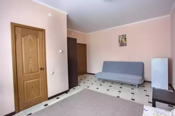 Гостевой дом, ул.Белинского, д.1 Гостевой дом, ул.Белинского, д.1