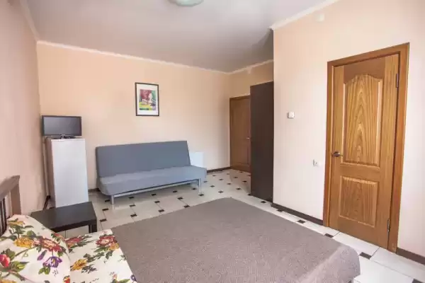 Гостевой дом, ул.Белинского, д.1 Гостевой дом, ул.Белинского, д.1