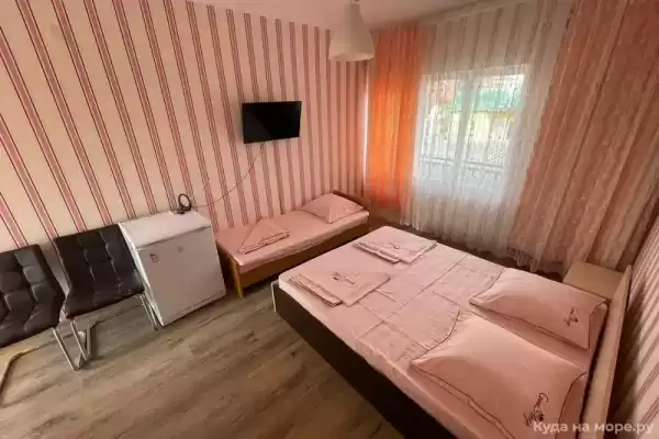 Гостевой дом «Чародейка» Гостевой дом «Чародейка»