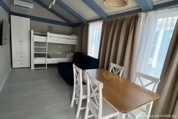 База отдыха «Blue waves villa» База отдыха «Blue waves villa»