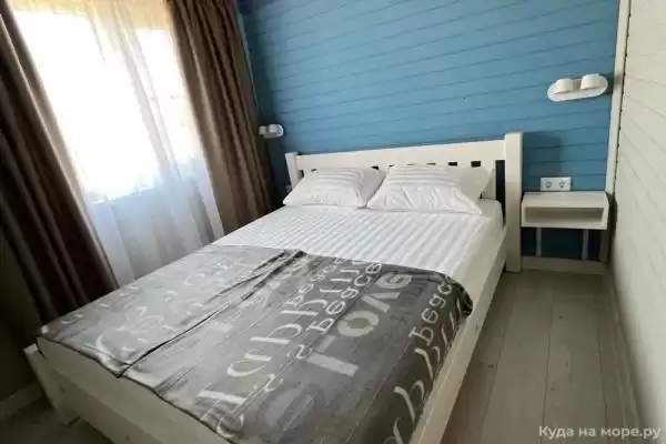 База отдыха «Blue waves villa» База отдыха «Blue waves villa»