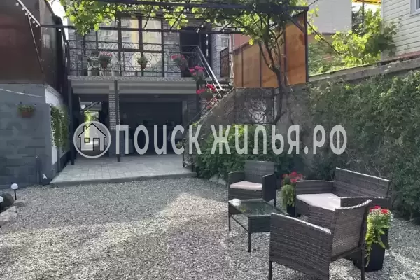 Частный сектор «Коттедж в 100 метрах от моря» Частный сектор «Коттедж в 100 метрах от моря»