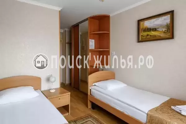 Отель «12 месяцев»