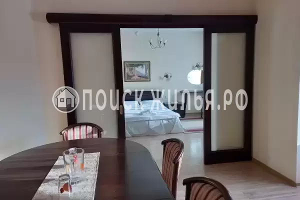 Отель «Персона Грата»