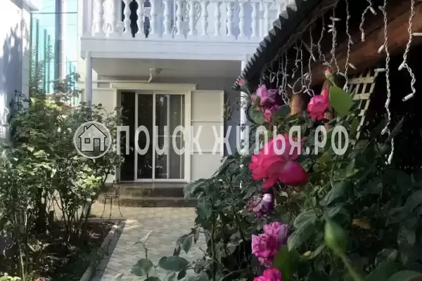 «Rajskij Ugolok Guest House»