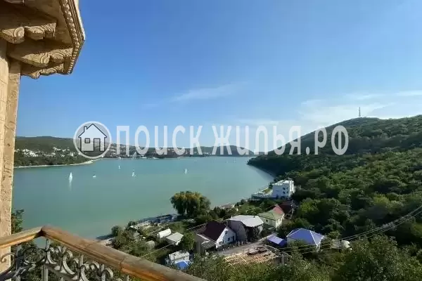 Отель «Крылья» Отель «Крылья»