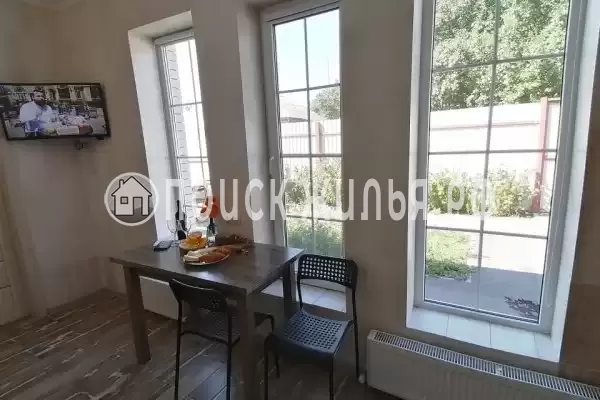 «На 4-й Новоселовской»