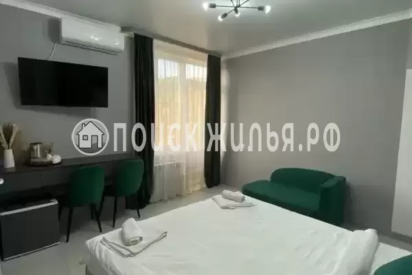 Частный сектор «Дом для большой компании с бассейном»