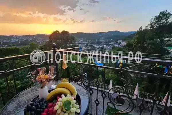 Частный сектор «Дом для большой компании с бассейном»