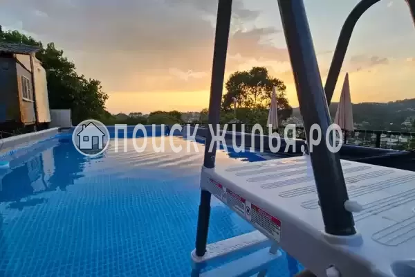 Частный сектор «Дом для большой компании с бассейном»