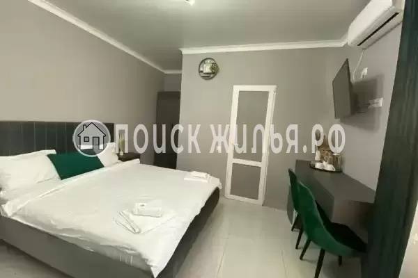 Частный сектор «Дом для большой компании с бассейном»