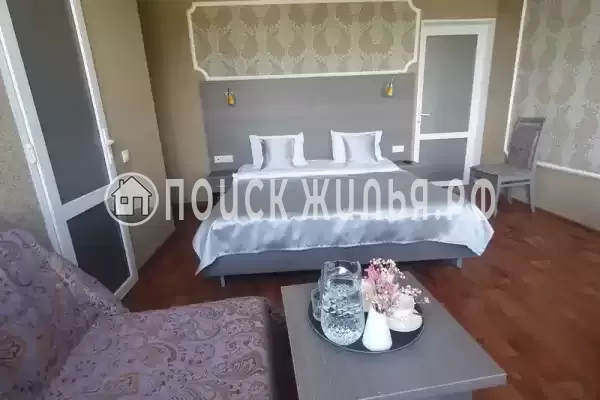 Частный сектор «Дом для большой компании с бассейном»