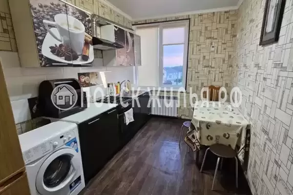 Частный сектор «Дом для большой компании с бассейном»