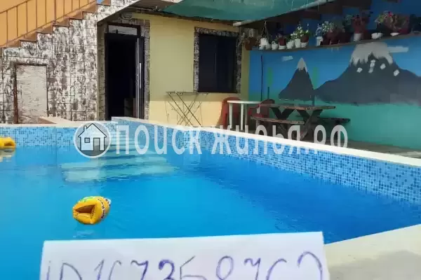 Частный сектор «Коттедж с бассейном»