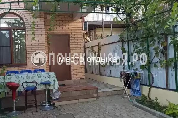 Частный сектор «Домик на Колхозной»