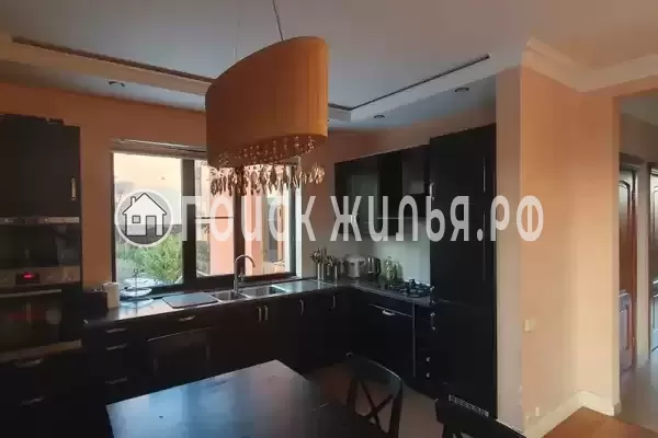 Частный сектор «Дом на Вишневой 8»