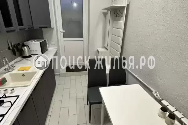 «На Тельмана»