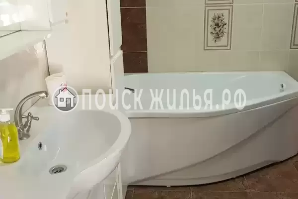 Частный сектор «3-х комнатный этаж под ключ»