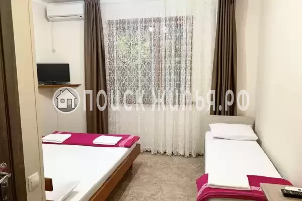 «На Кленовой»