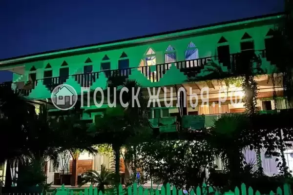 Отель «Бунгало» Отель «Бунгало»