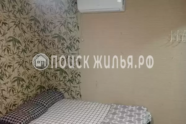 «У Динозавра»