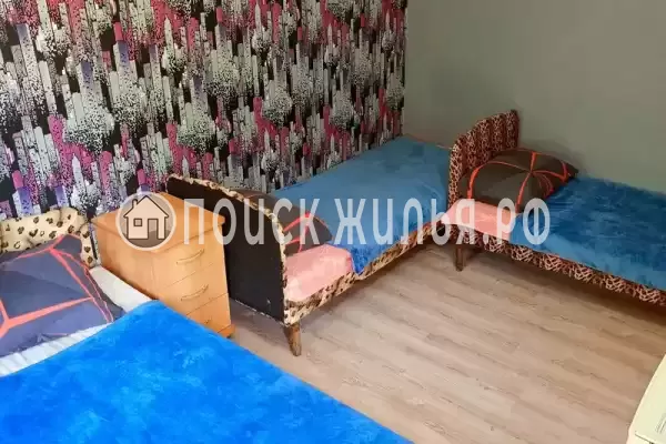 «У Динозавра»