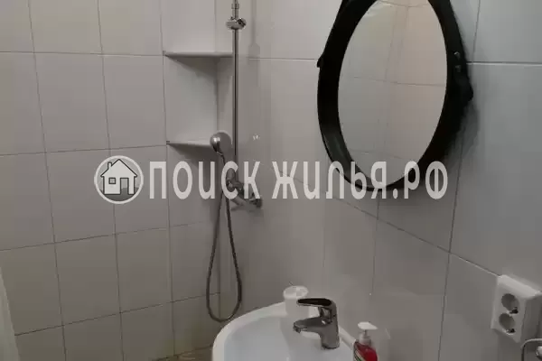 «На апрельской 16»