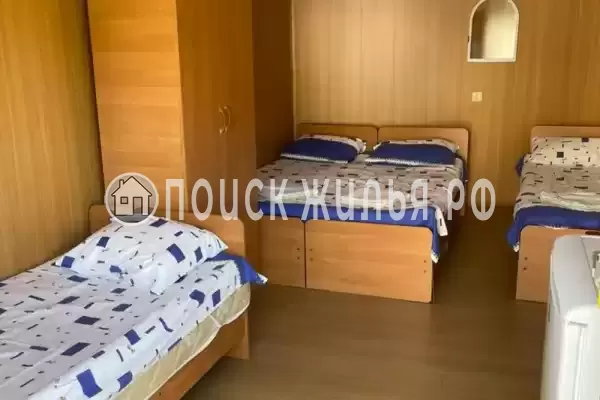 «У Ларисы» «У Ларисы»