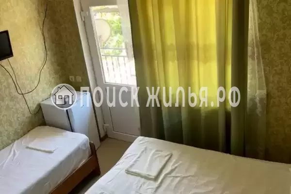 «У Ларисы» «У Ларисы»