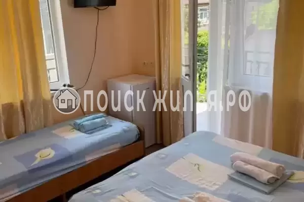 «У Ларисы» «У Ларисы»