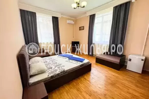 «Владимирский»