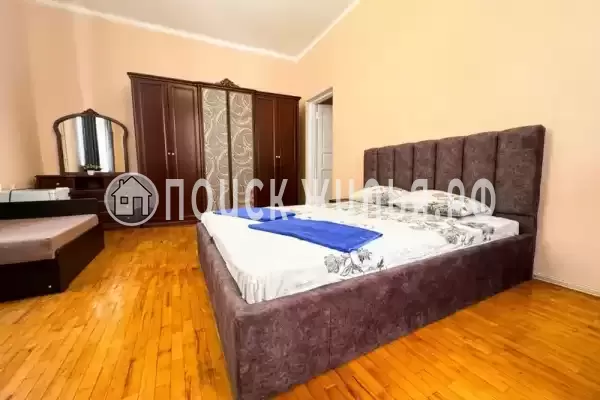 «Владимирский»