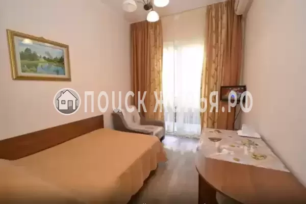 «На лазурной 10»