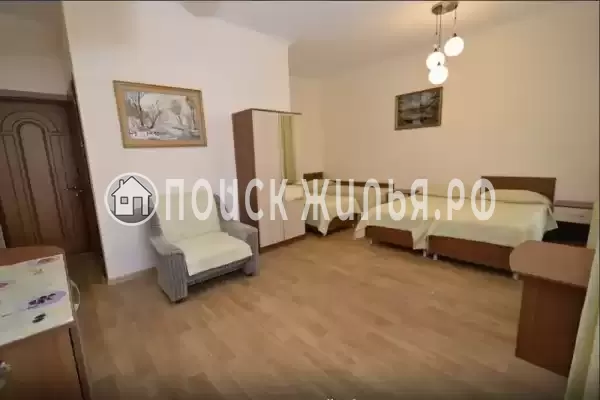 «На лазурной 10»