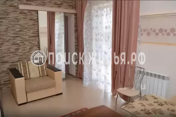 «На лазурной 10»