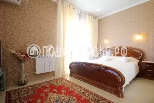 «На лазурной 10»