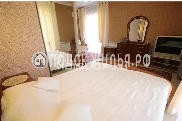 «На лазурной 10»