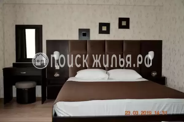 «AlexHoume» «AlexHoume»