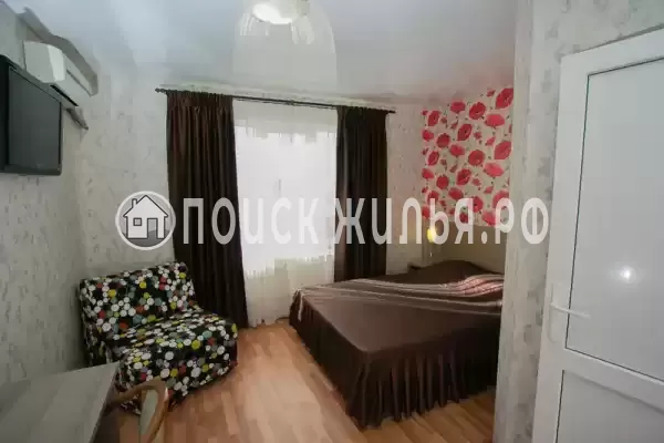 «AlexHoume» «AlexHoume»