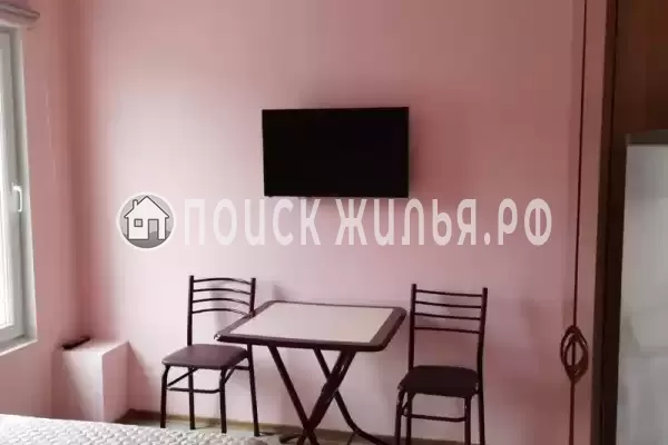 Частный сектор «Зеленый дом с бассейном» Частный сектор «Зеленый дом с бассейном»